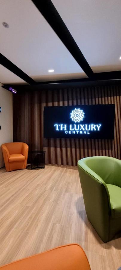 Th Luxury Central Катания Экстерьер фото