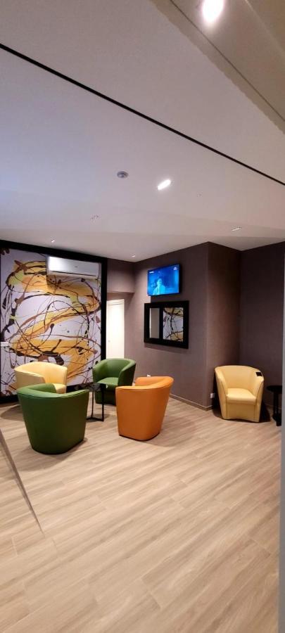 Th Luxury Central Катания Экстерьер фото
